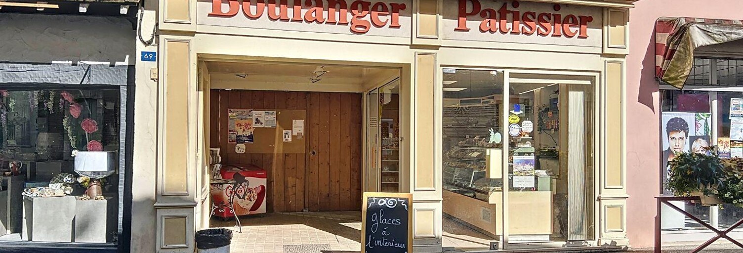 Commerce  240 m² à vendre à Château-Renard (45220)