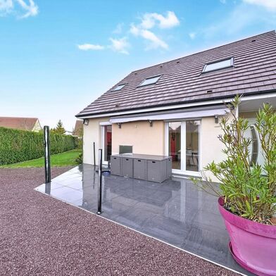 Maison 8 pièces 254500 €