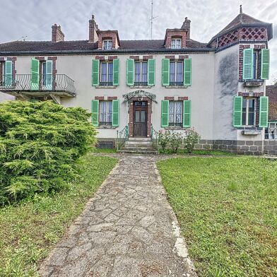 Maison 10 pièces 160000 €