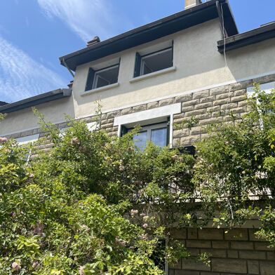 Appartement 4 pièces 1630 €