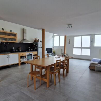 Appartement 4 pièces 256000 €