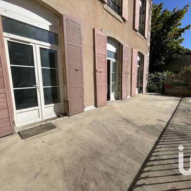Appartement 8 pièces 165000 €
