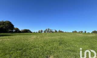 Terrain  5712 m² à vendre à Terres-de-Haute-Charente (16270)