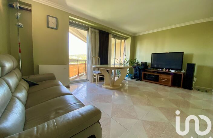 Vente Appartement 4 pièces — photo 2