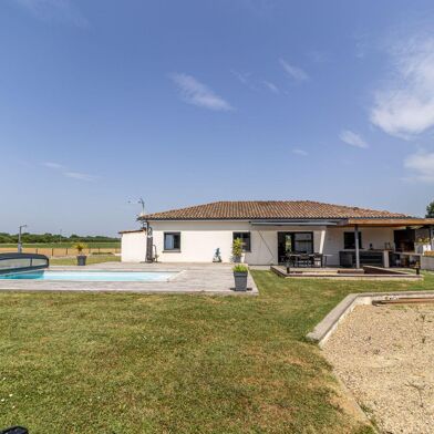 Maison 6 pièces 349650 €