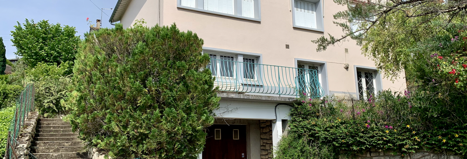 Maison 9 Pièces 194 m² à vendre à Paron (89100)