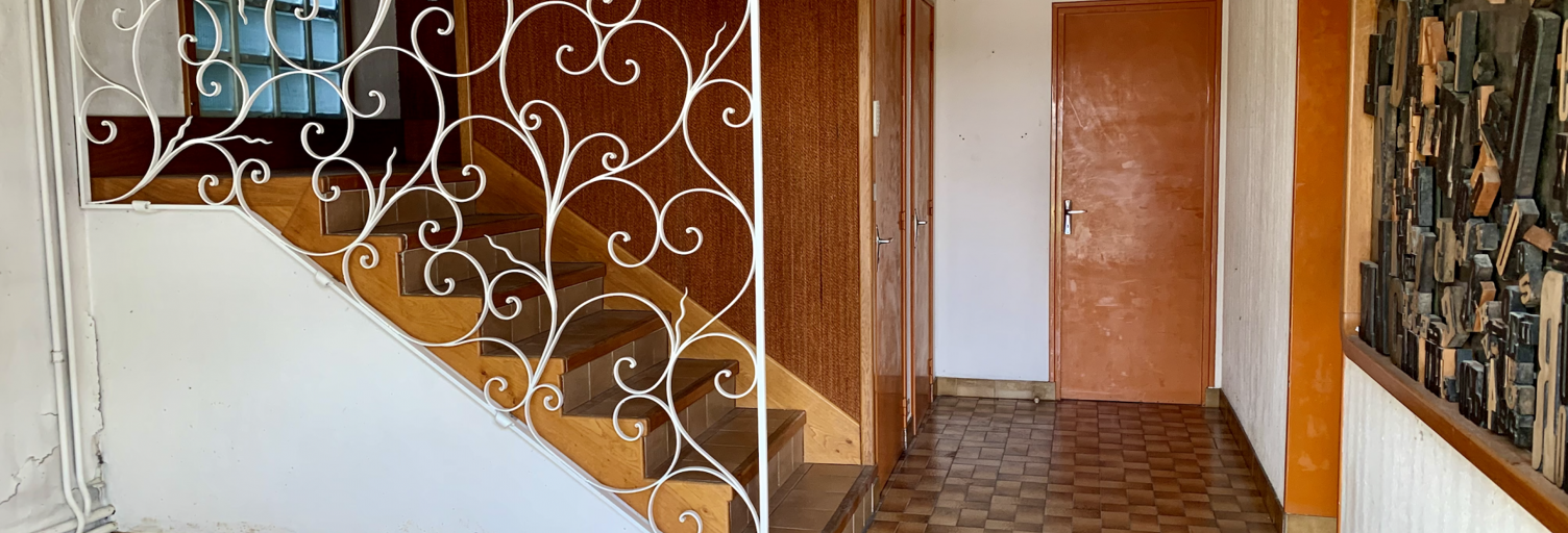 Maison 9 Pièces 194 m² à vendre à Paron (89100)