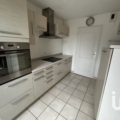 Appartement 3 pièces 254000 €