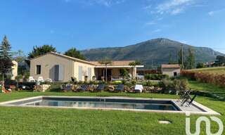 Maison 5 Pièces 155 m² à vendre à La Roque-Esclapon (83840)