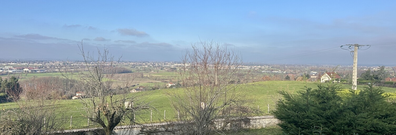 Maison 7 Pièces 121 m² à vendre à Saint-Bonnet-les-Oules (42330)