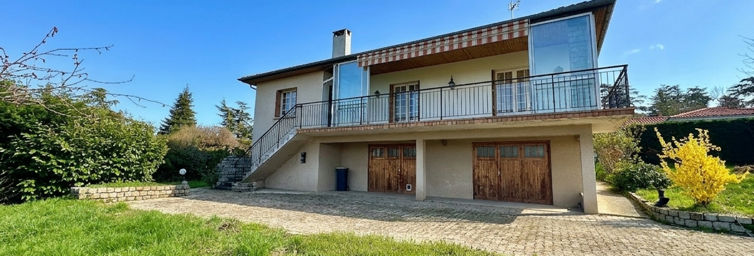 Maison 7 Pièces 121 m² à vendre à Saint-Bonnet-les-Oules (42330)