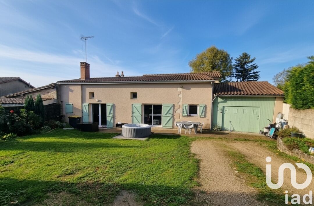 Charroux - 97m² - 4p. - 2ch.