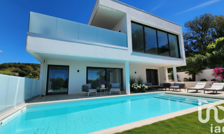 Maison 9 Pièces 310 m² à vendre à Roquebrune-sur-Argens (83380)