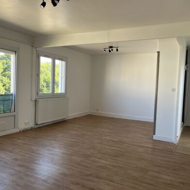 Appartement 4 pièces 75000 €