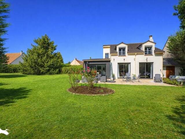 Contemporaine de 8 pièces principales — photo du bien