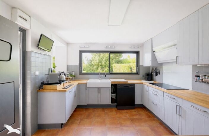 Contemporaine de 8 pièces principales — photo 3