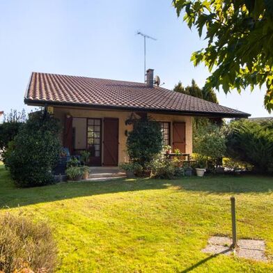 Maison 4 pièces 235001 €