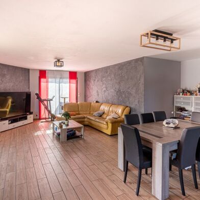 Maison 7 pièces 398999 €