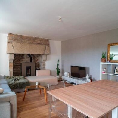 Appartement 3 pièces 241960 €