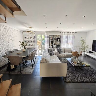 Maison 4 pièces 449000 €