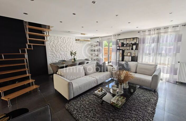 VILLA JUMELEE 92.72 M² 160m² JARDIN GARAGE ET PARKING — photo 2