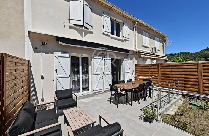 VILLA JUMELEE 92.72 M² 160m² JARDIN GARAGE ET PARKING — photo 5