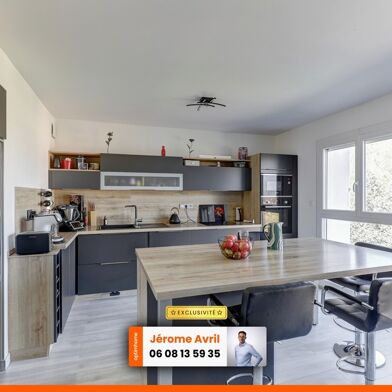 Appartement 4 pièces 149000 €