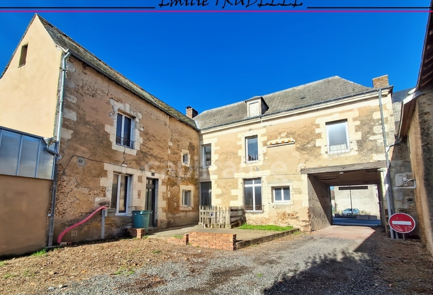 Maison de bourg à vendre 7 pièces SAINT VINCENT DU LOROUER (72) possibilité 2 logements — photo 1