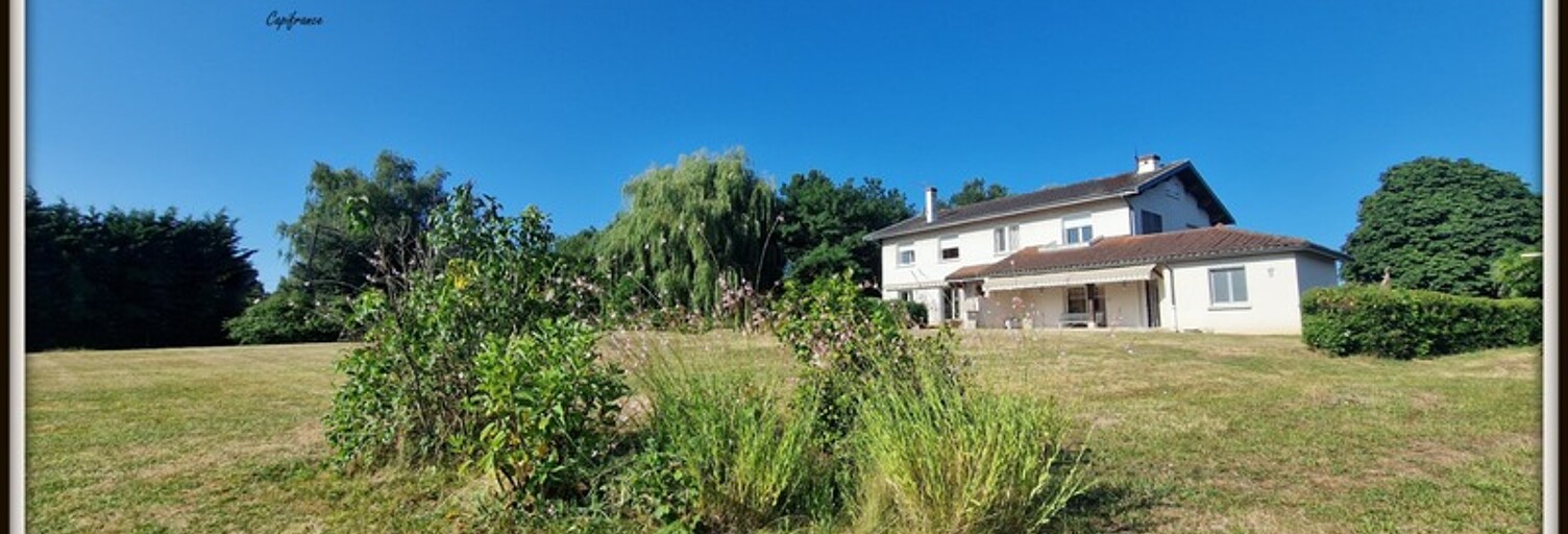 Maison 8 Pièces 270 m² à vendre à Bâgé-le-Châtel (01380)