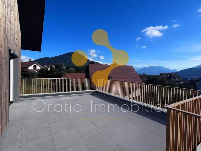 Duplex T4 avec grande terrasse vue panoramique — photo du bien