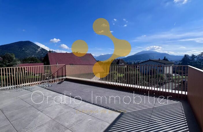 Duplex T4 avec grande terrasse vue panoramique — photo 4