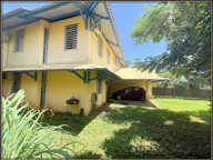 A VENDRE A KOUROU (GUYANE FRANCAISE) UNE JOLIE MAISON JUMELEE T5 (R+1) de 103 m² - SUPERFICIE DU TERRAIN 299 m² AU PRIX DE 185 000 € — photo 3