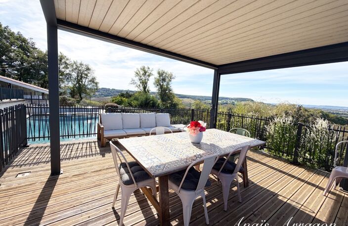 Architecture, nature et panorama : la villa rare que vous attendiez à Pujols - PUJOLS (47) — photo 4