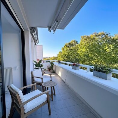 Appartement 3 pièces 221000 €