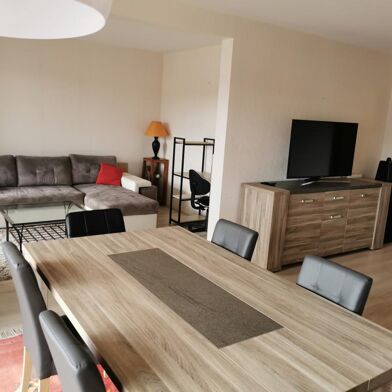 Appartement 4 pièces 1300 €