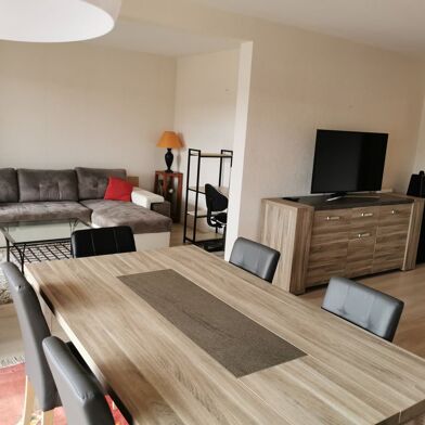Appartement 4 pièces 1300 €