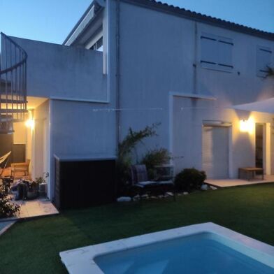 Maison 4 pièces 2200 €