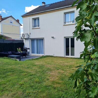 Maison 5 pièces 556000 €