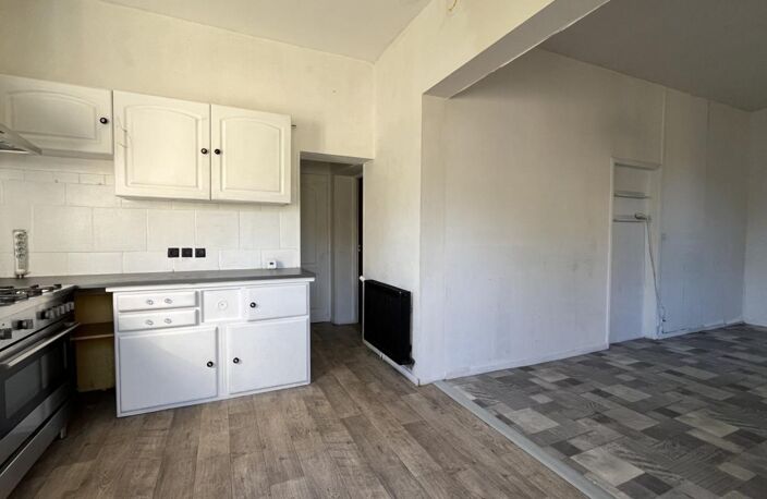 Petite maison de 57 m² à rafraîchir en sortie de ville — photo 3