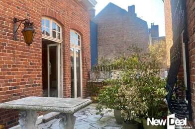 Appartement 8 pièces 229000 €