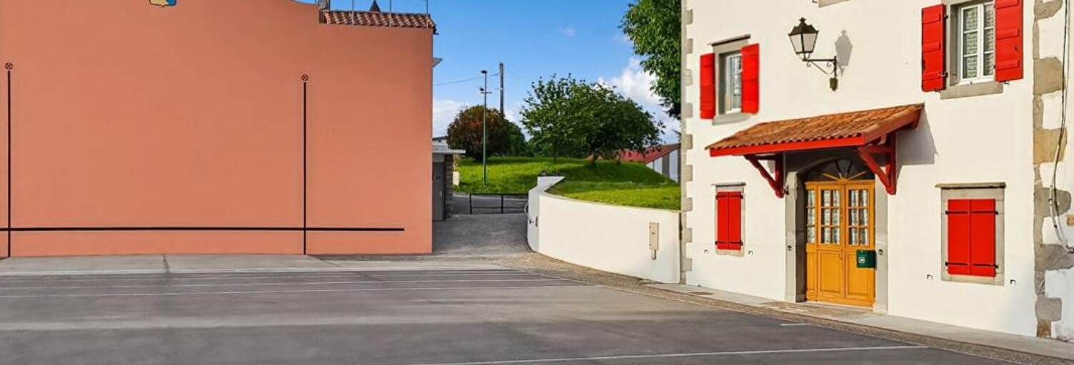 Maison 5 Pièces 140 m² à vendre à Jaxu (64220)