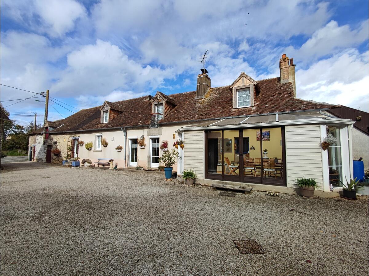 Villa / Maison  T6 à vendre Assé-le-Boisne 72130