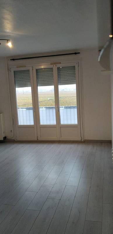 Location T1 28 m² à Nuits-Saint-Georges 465 ¤ CC /mois
