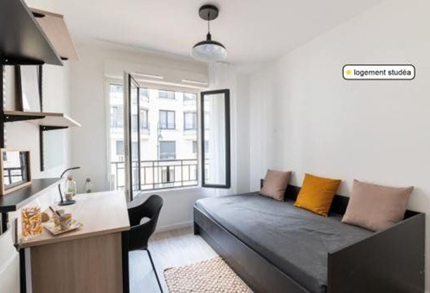 Studio - 18m ² — photo 1
