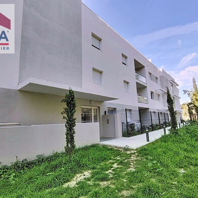 Appartement 4 pièces 272700 €