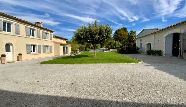 Villa / Maison 7 pièces  à vendre Jonzac 17500