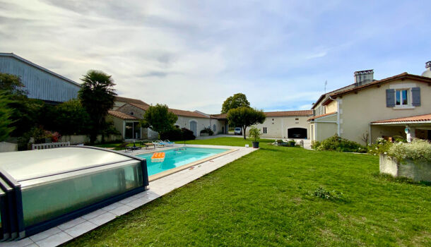 Villa / Maison 7 pièces  à vendre Jonzac 17500