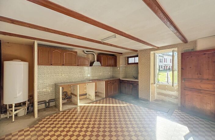 Maison dans un petit village au calme   avec grange et jardin — photo 4