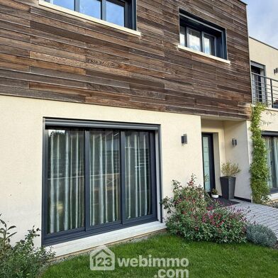 Maison 6 pièces 570000 €