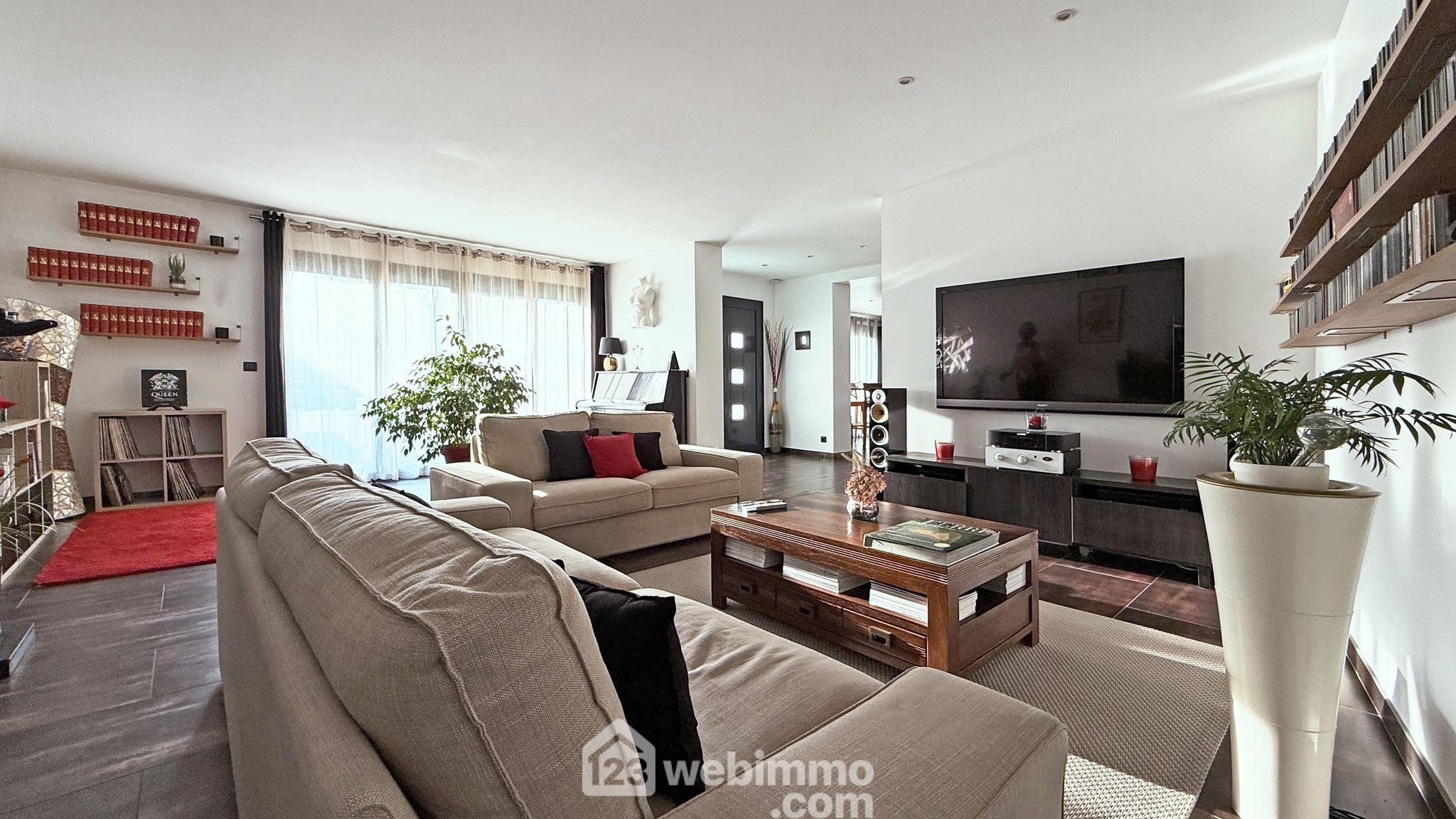 Maison d'architecte - 125m² - Ormesson-sur-Marne